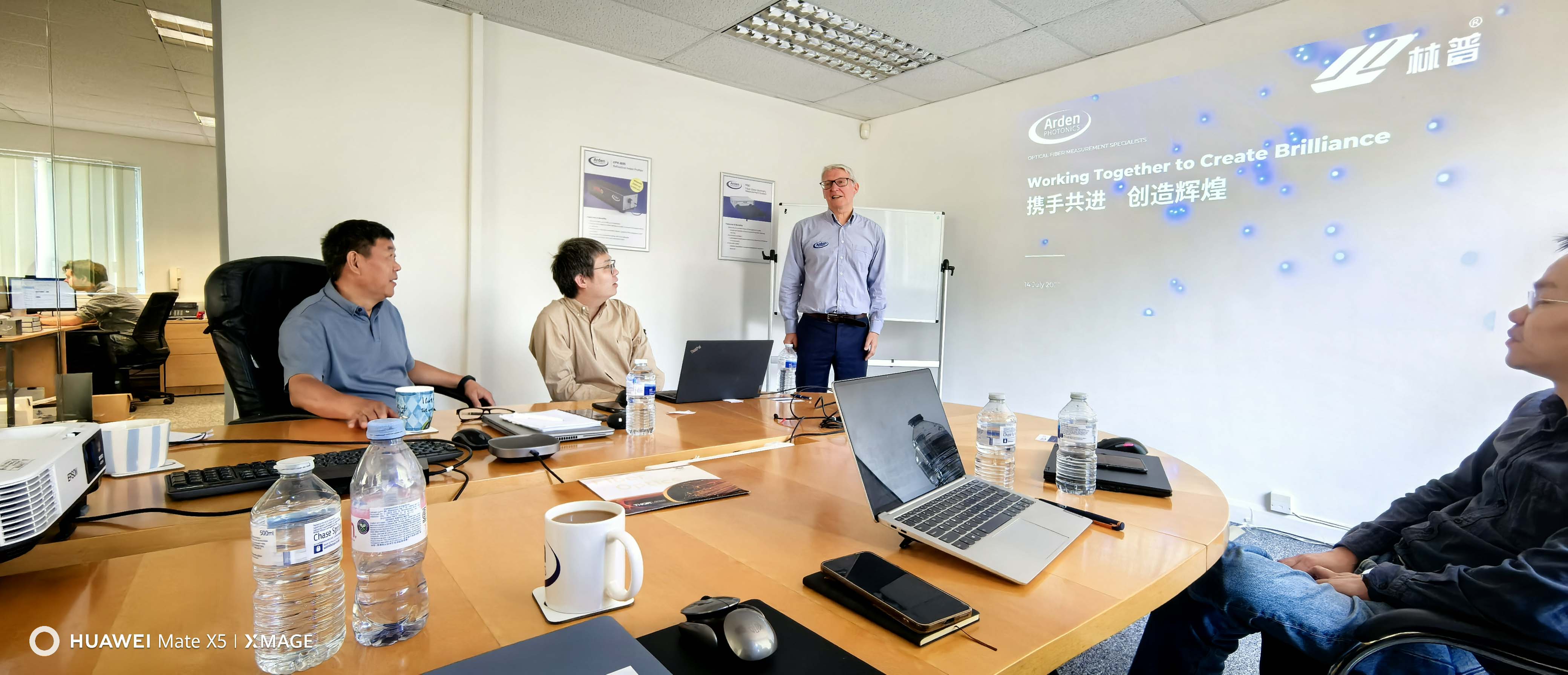 Z2 英國Arden公司總裁David做Arden公司介紹和市場展望(wàng).jpg Z2 英國Arden公司總裁David做Arden公司介紹和市場展望.jpg